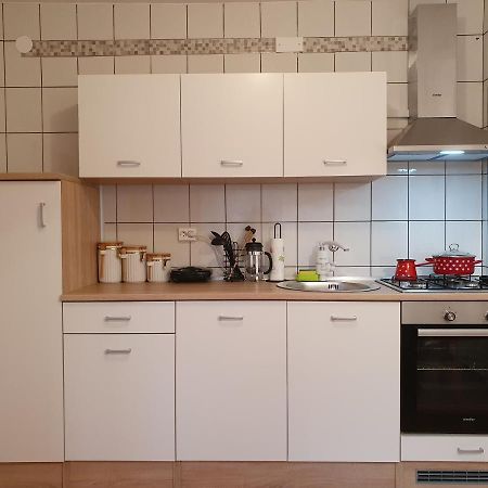 Apartma Cerknica Zewnętrze zdjęcie