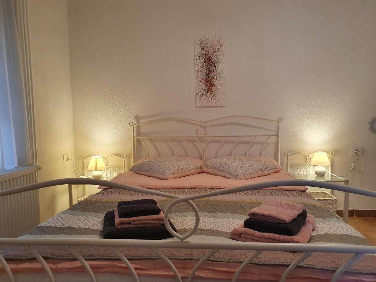Apartma Cerknica Zewnętrze zdjęcie