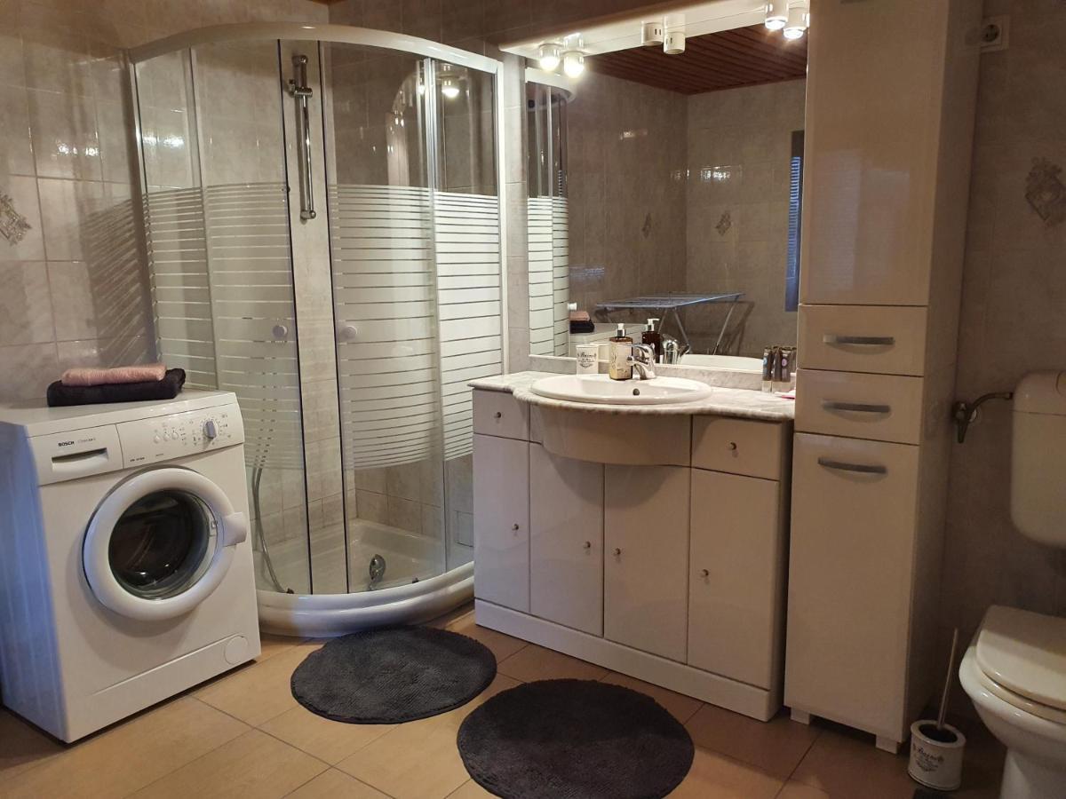 Apartma Cerknica Zewnętrze zdjęcie